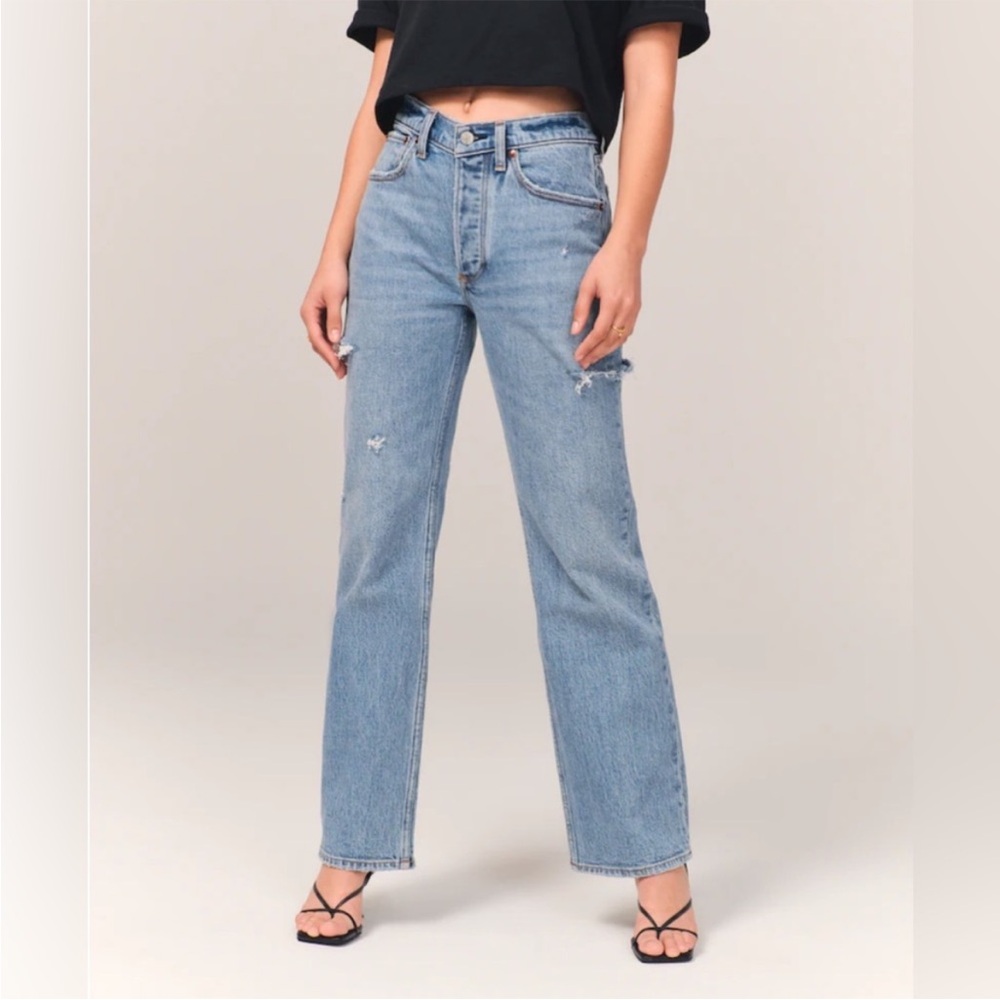 A&F Mid Rise Baggy
